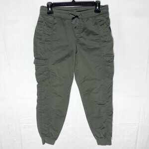 Eddie Bauer Olive Green Capri Pants 8